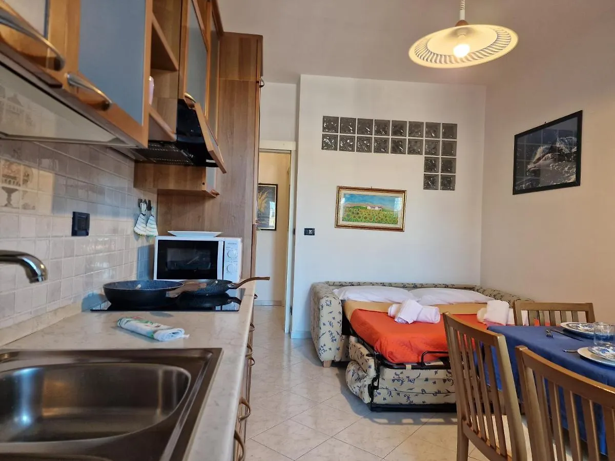 Loano Centro Vista Aperta Nel Cuore Del Paese Apartment